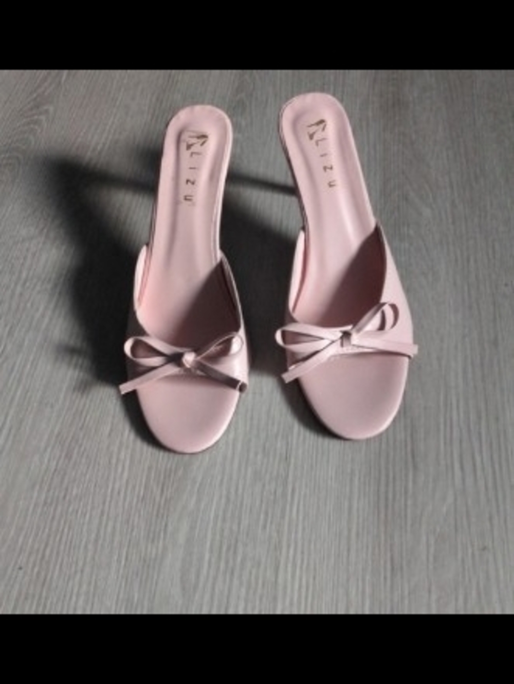 Blush Pink Bow Slide Mules